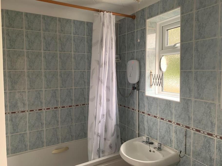 St Ives, King Bed Cosy Home, Parking, Fast Wi Fi St Ives  Exterior foto