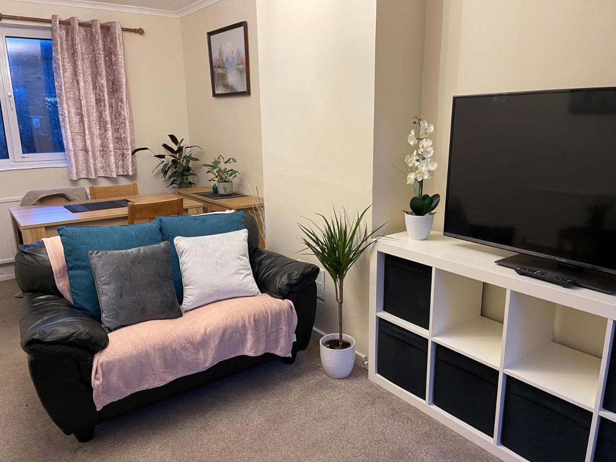 St Ives, King Bed Cosy Home, Parking, Fast Wi Fi St Ives  Exterior foto
